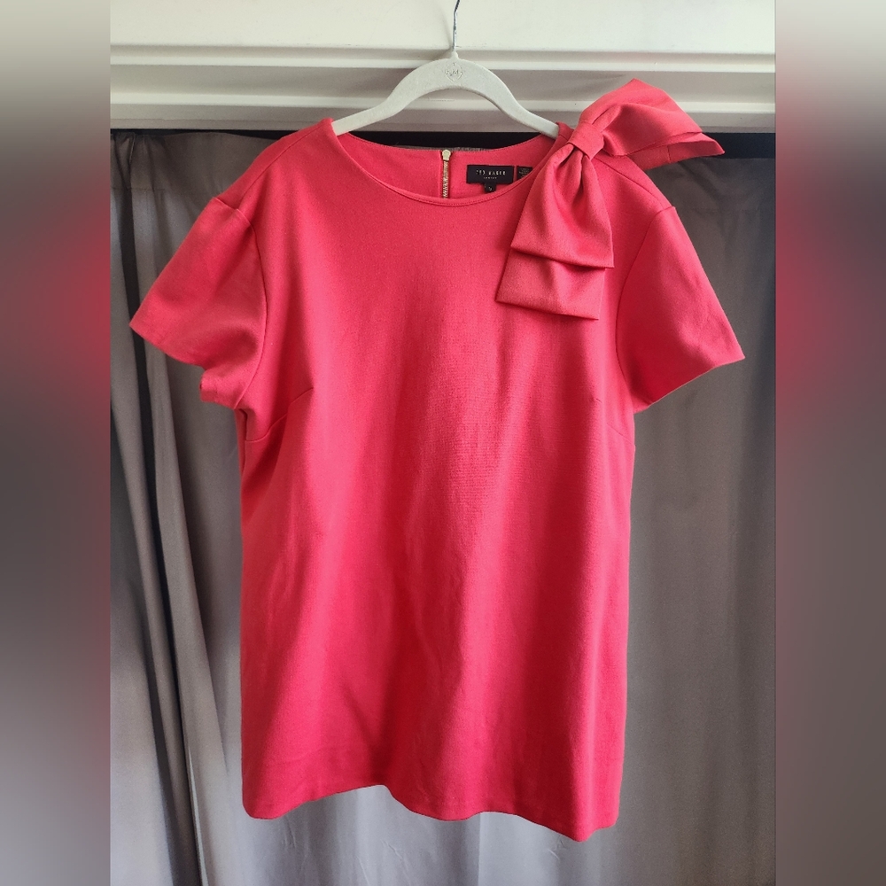 Red Bow Detail Top